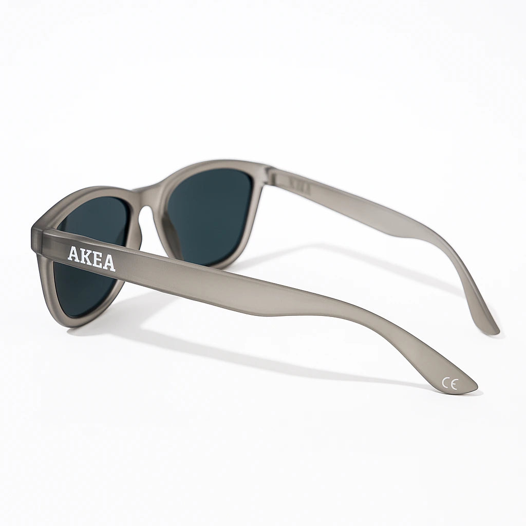 Polarized gray gafas akea