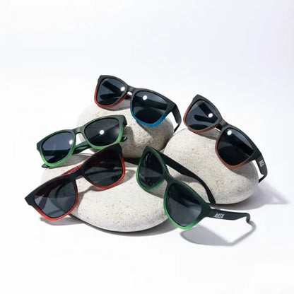 Polarized gray gafas akea